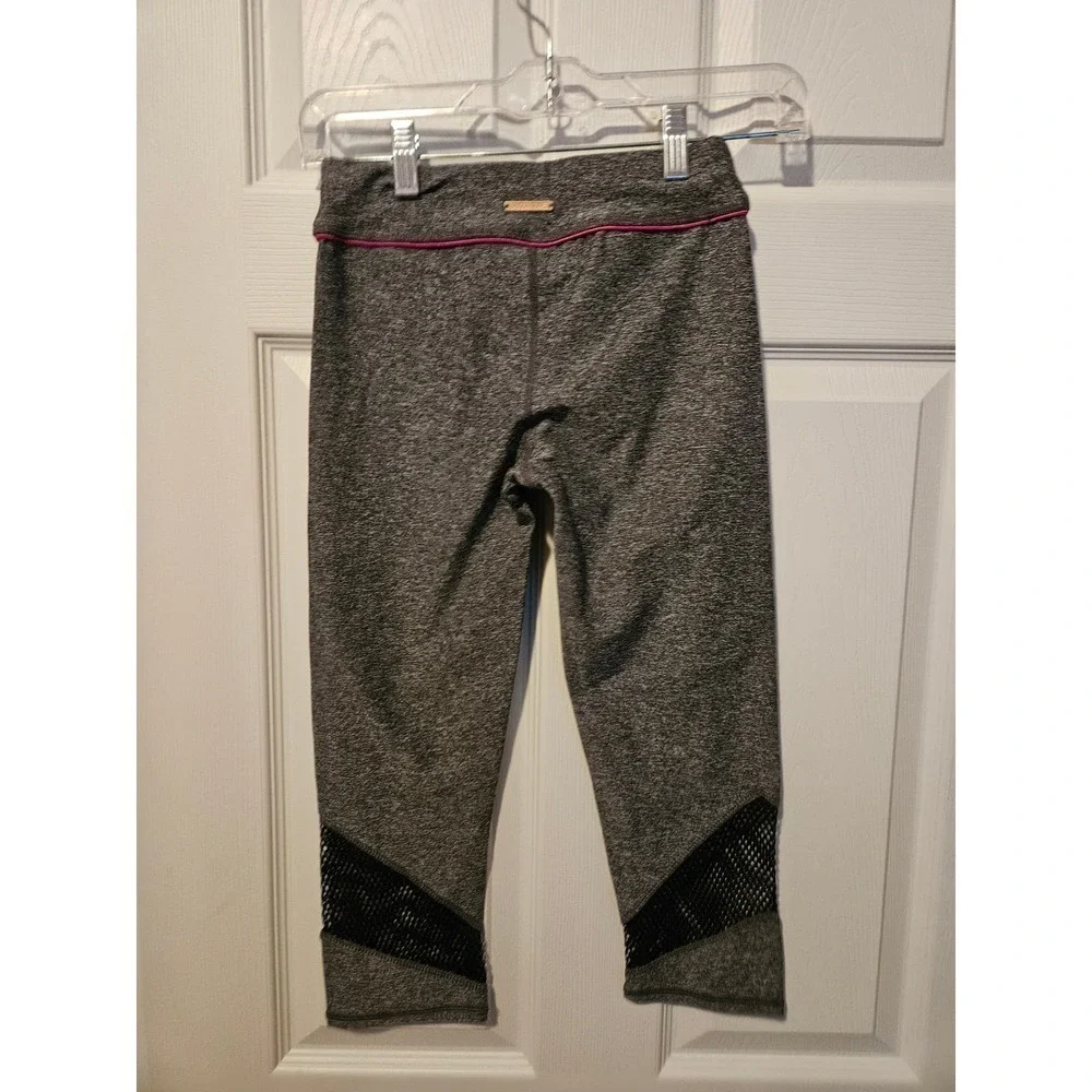 NWT Mira Rae gray cropped leggings lace‎ detail size 10/11